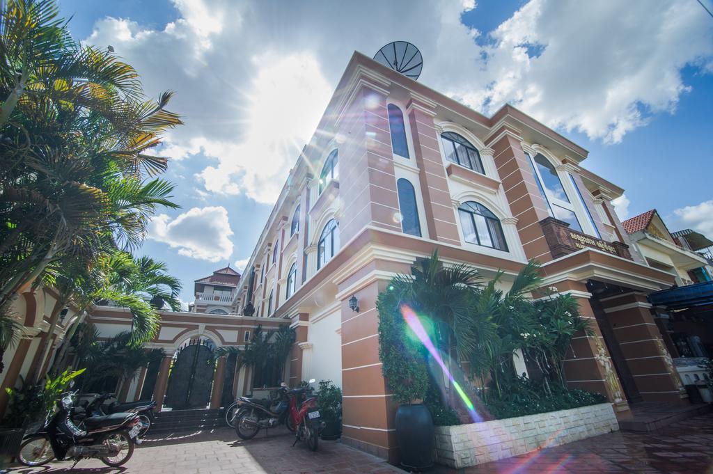 Reaksmey Chanreas Hotel Siem Reap Exteriör bild